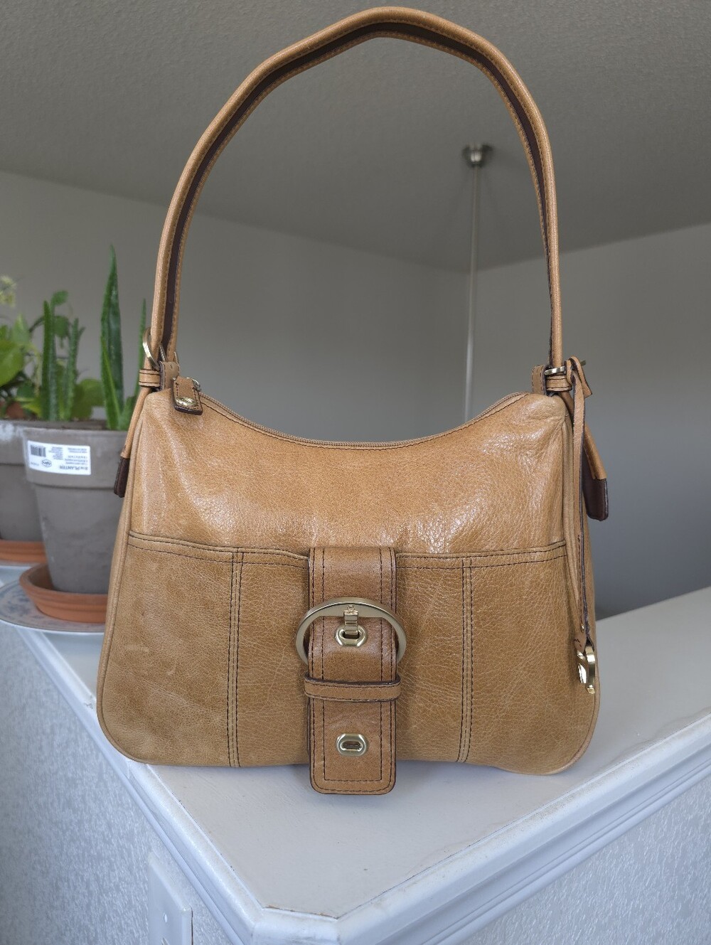 Vintage Etienne Aigner Tan Leather Shoulder Hobo Bag with Front Buckle